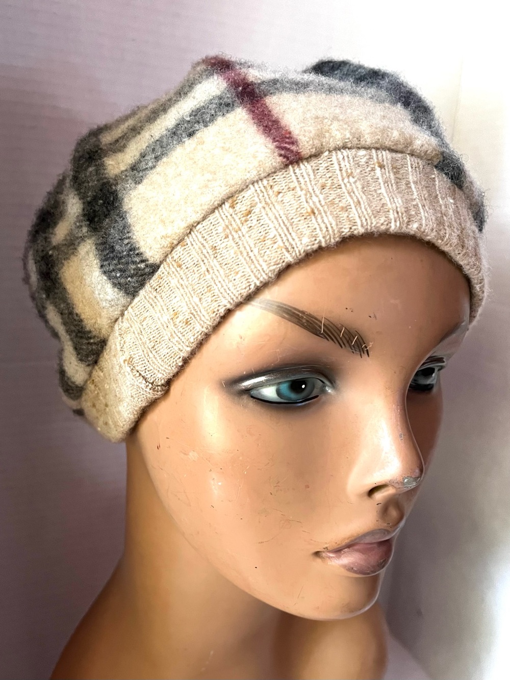 Burberry Wool Pom-Pom Beanie - Picture 9 of 11